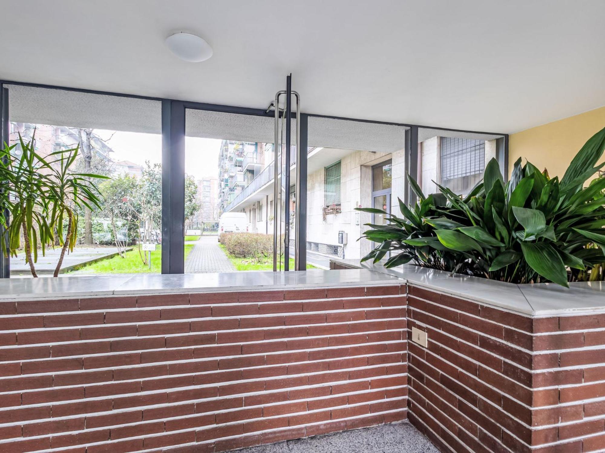 Fra Cristoforo By Interhome * Milan