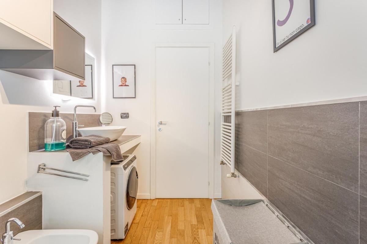 Apartment Unconventional Near Linate - Supreme Meme Loft *