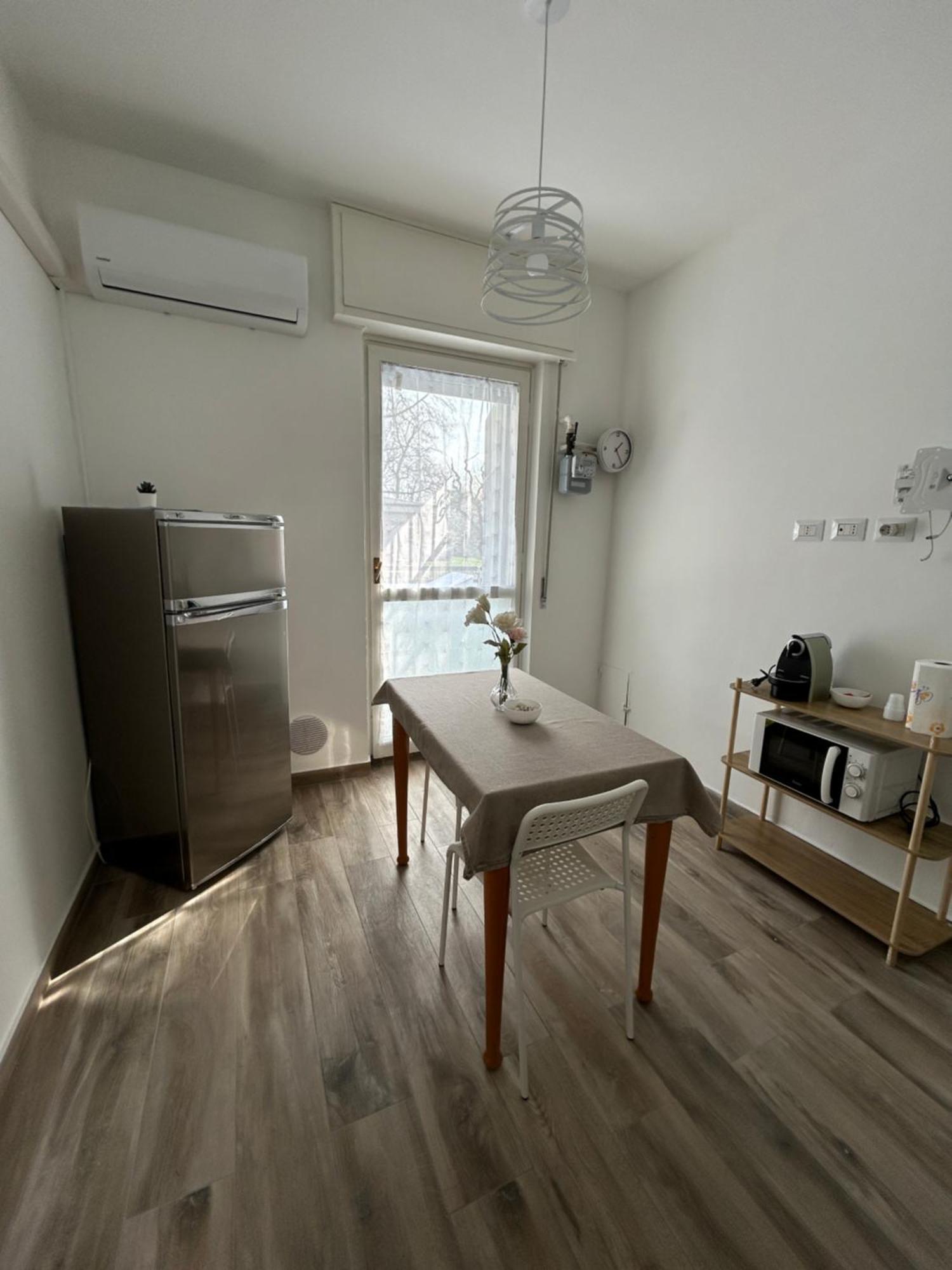 Apartment M&g X4 Pax - 5 Min Metro Milan