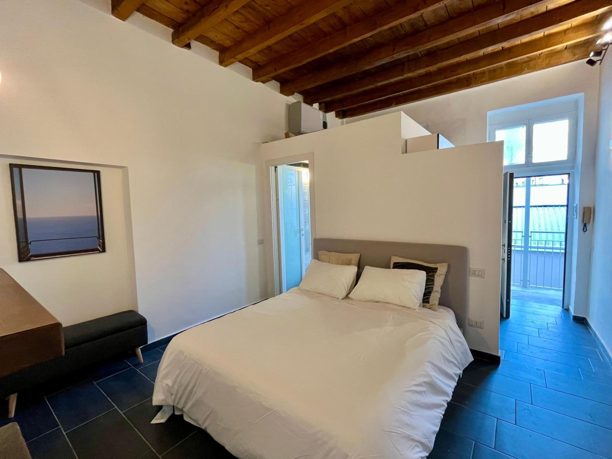 Chinatown House - Sempione Park Apartment Milan