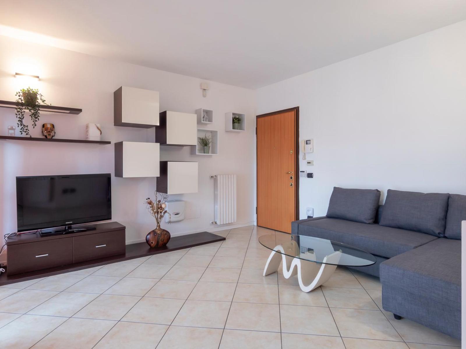 I Host - Savona 127 * Milan