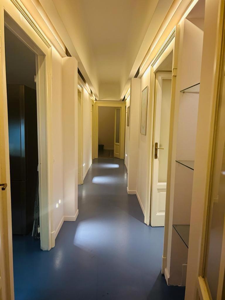 Easy Italy Grand Apartment