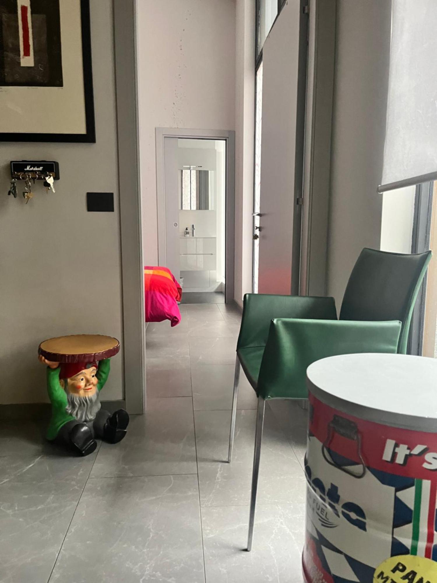 Bellissima Con Bagno Privato Citylife - Sempione Alloggio in famiglia *