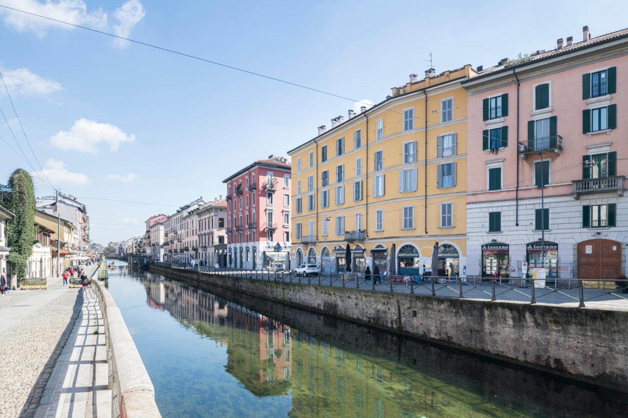 Lovely On The Navigli River By Easylife Milão