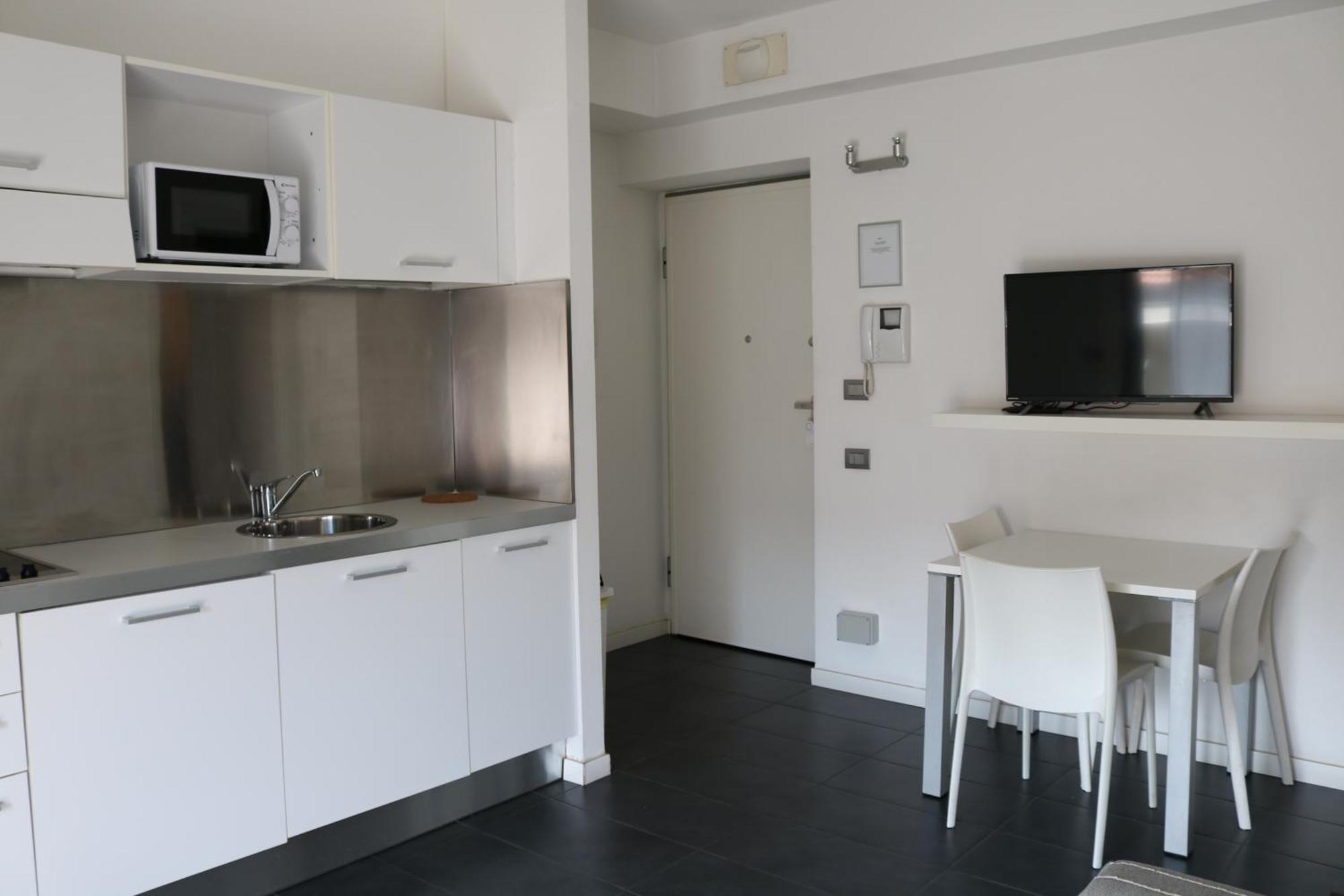 Apartment Niguarda M3 *