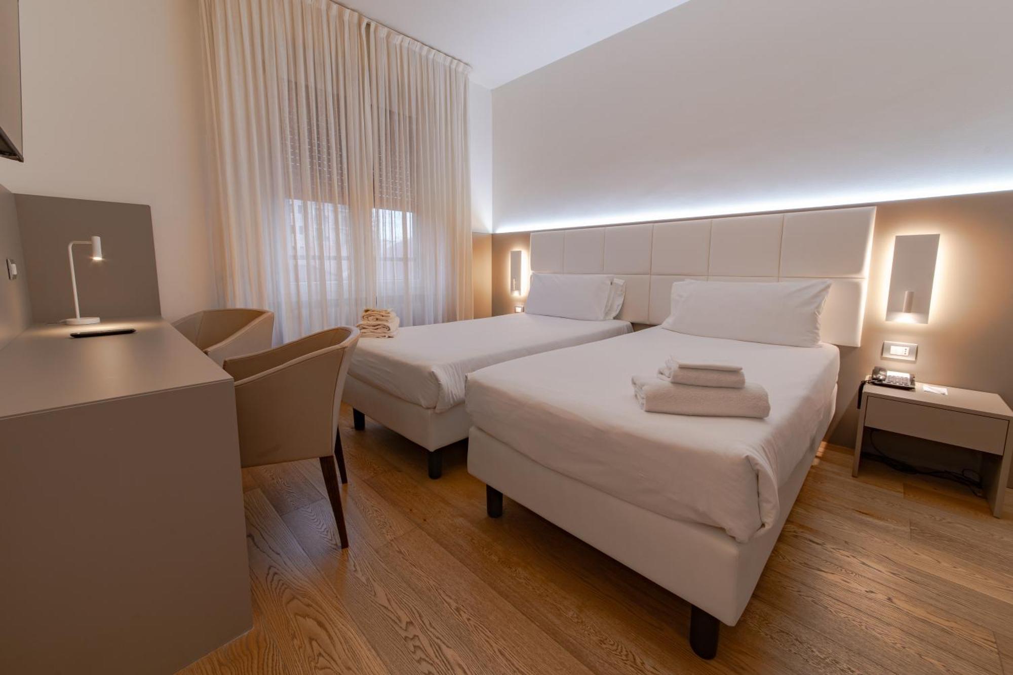 Hotel Mercure Solari Milan
