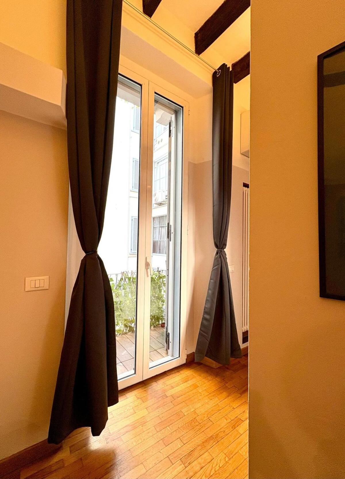 Historic Center Flat- Duomo 10m-m4 Vetra *