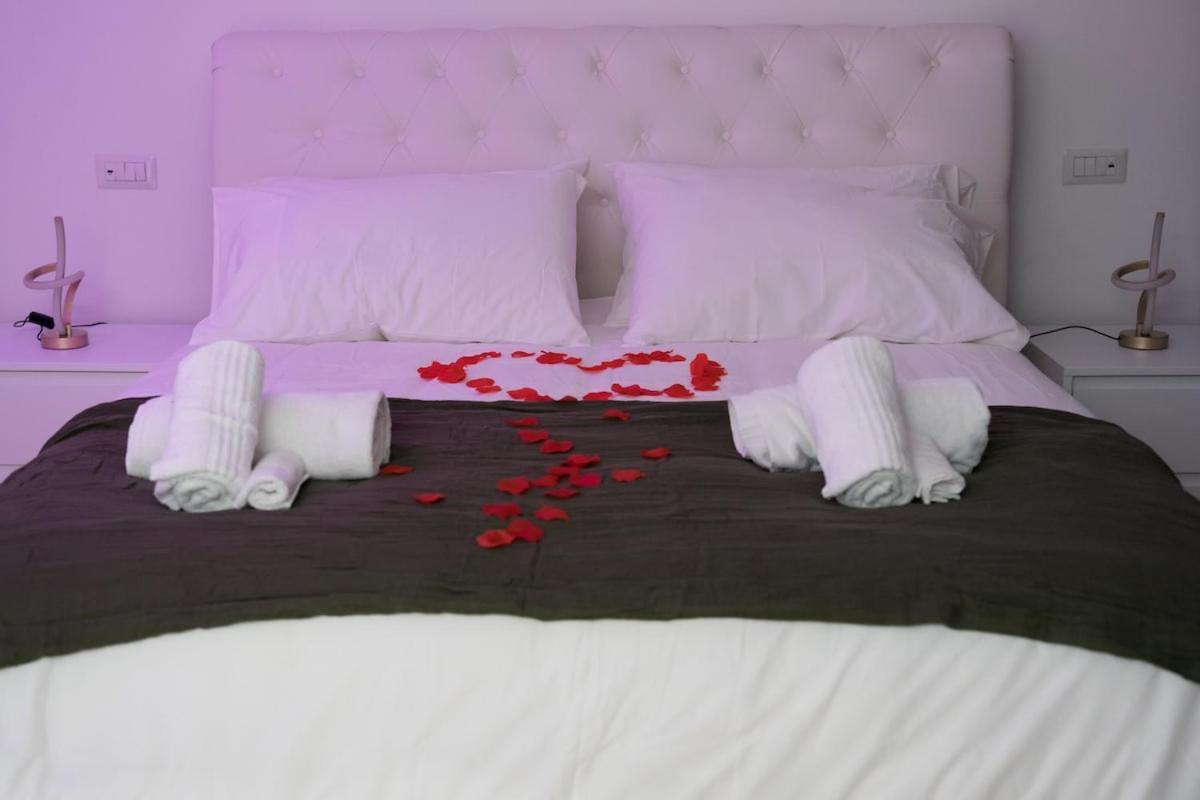 Apartment Noe Luxury & - *