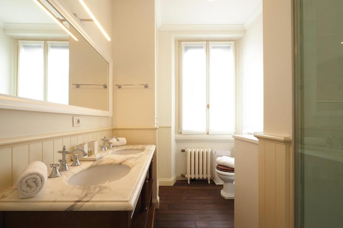 Refined And Bright One-bedroom Near Risorgimento Apartment
