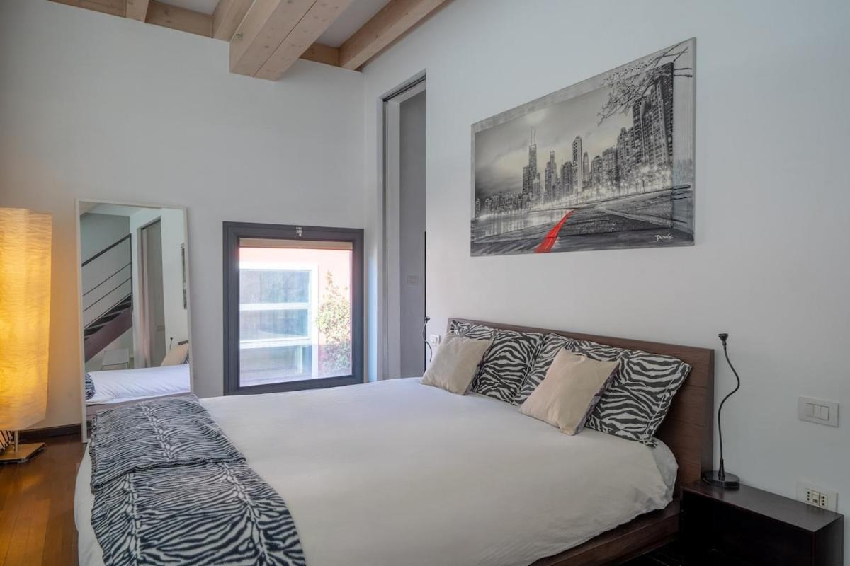 Apartment Design Loft Certosa, 4 Posti, 5 Min Da Rho Fiera Milan