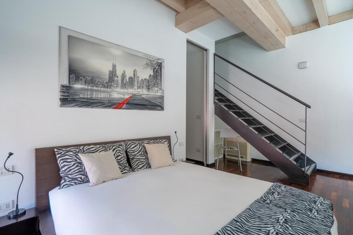 Design Loft Certosa, 4 Posti, 5 Min Da Rho Fiera Apartment *