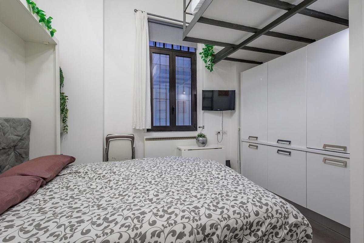 Piccolo Loft Nella Grande Apartment
