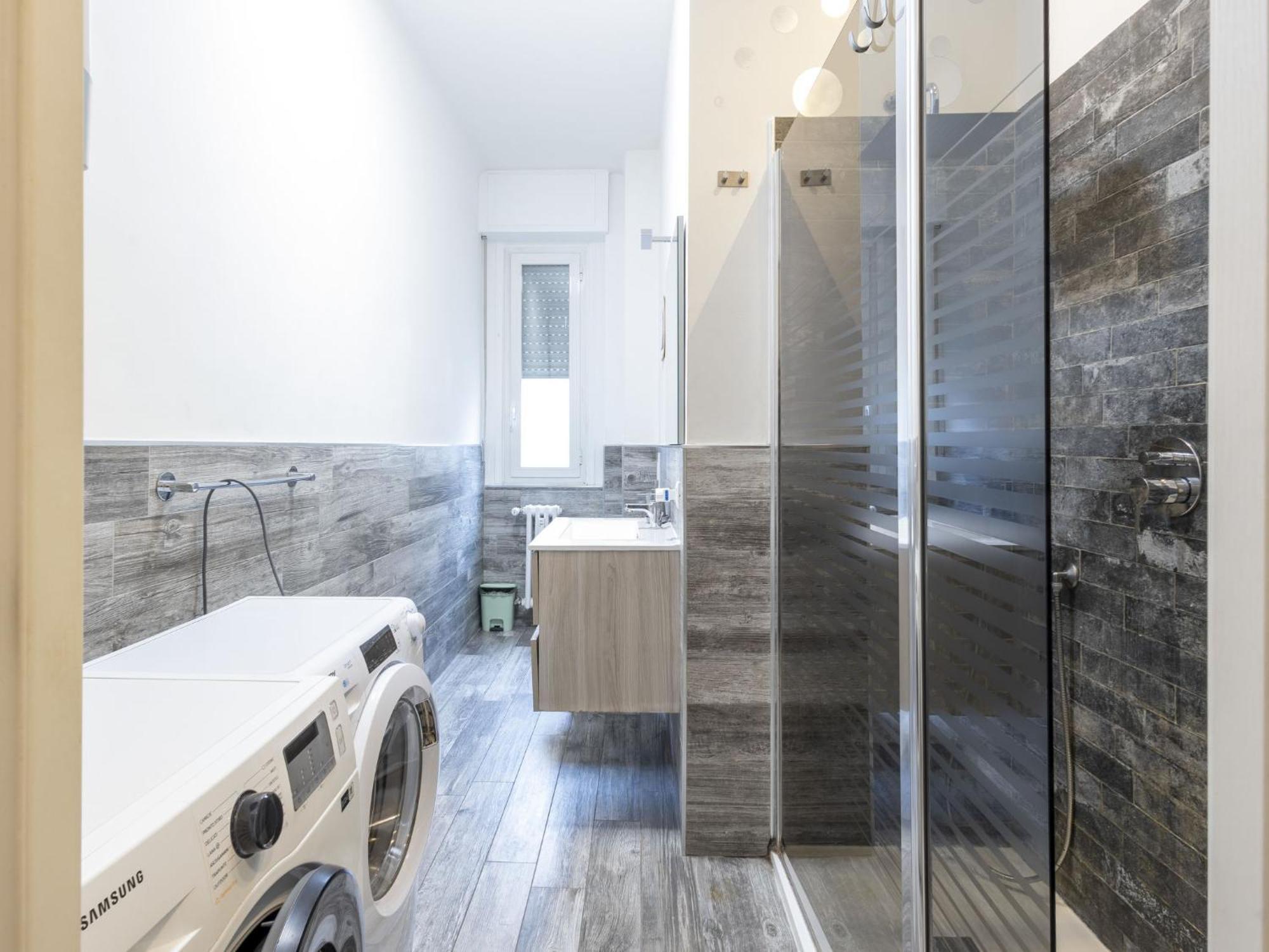 Suzzani Flat By Interhome