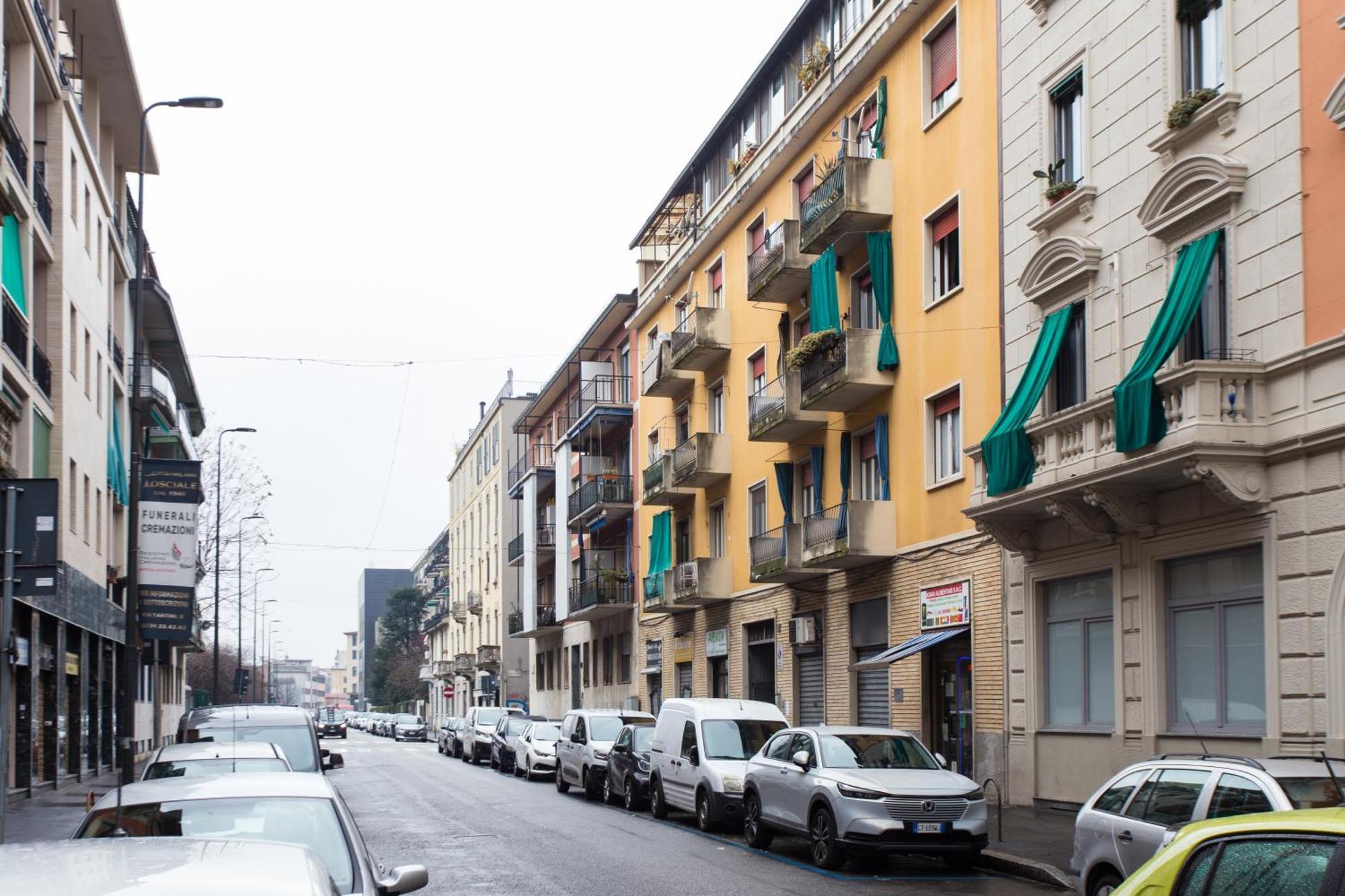 Naitly Dergano Apartment