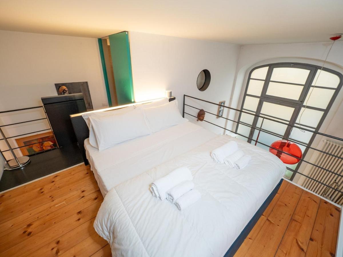 Ampio Loft 5' Dalla Metro Milan