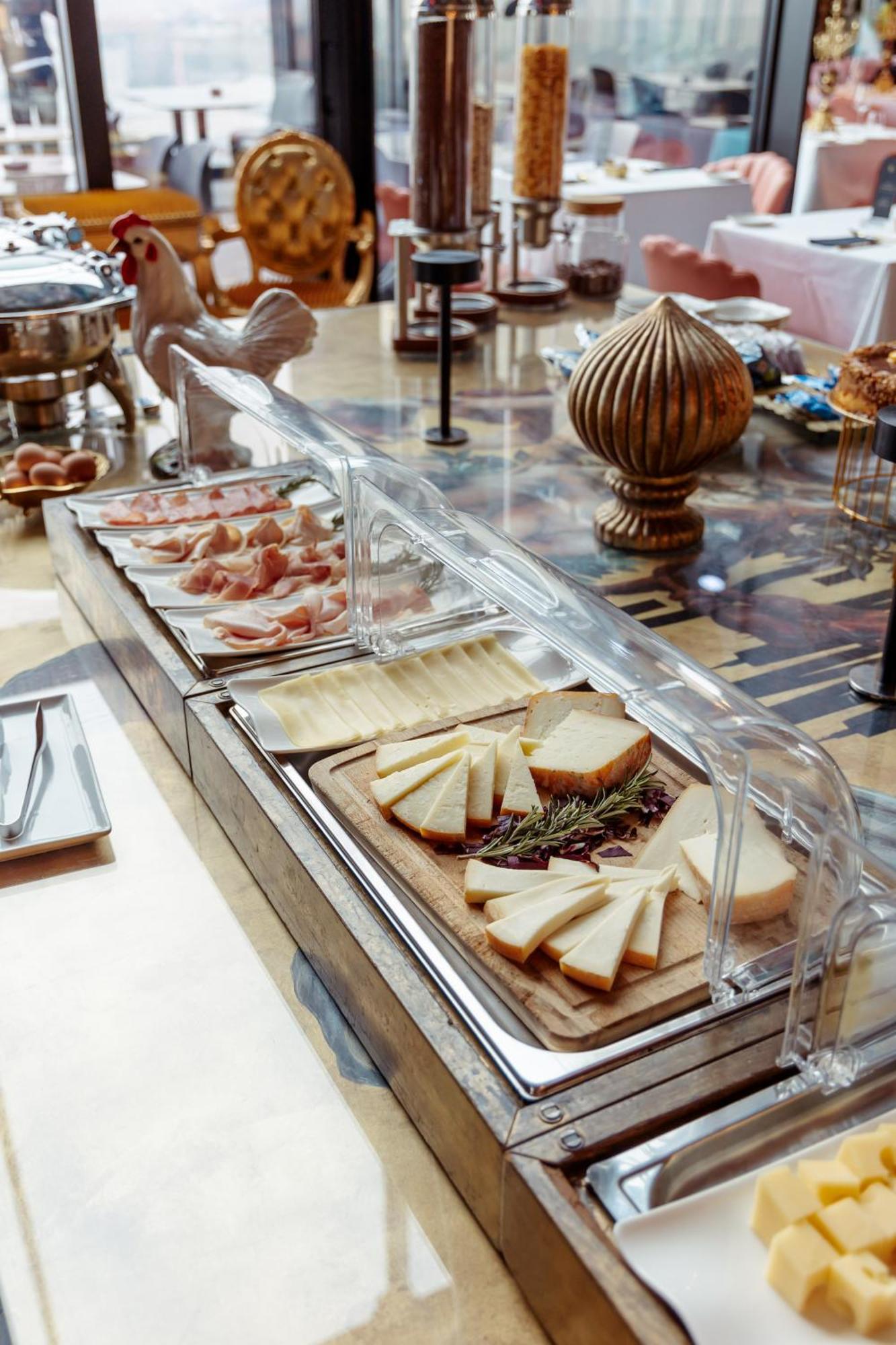 Hotel Collini 4*