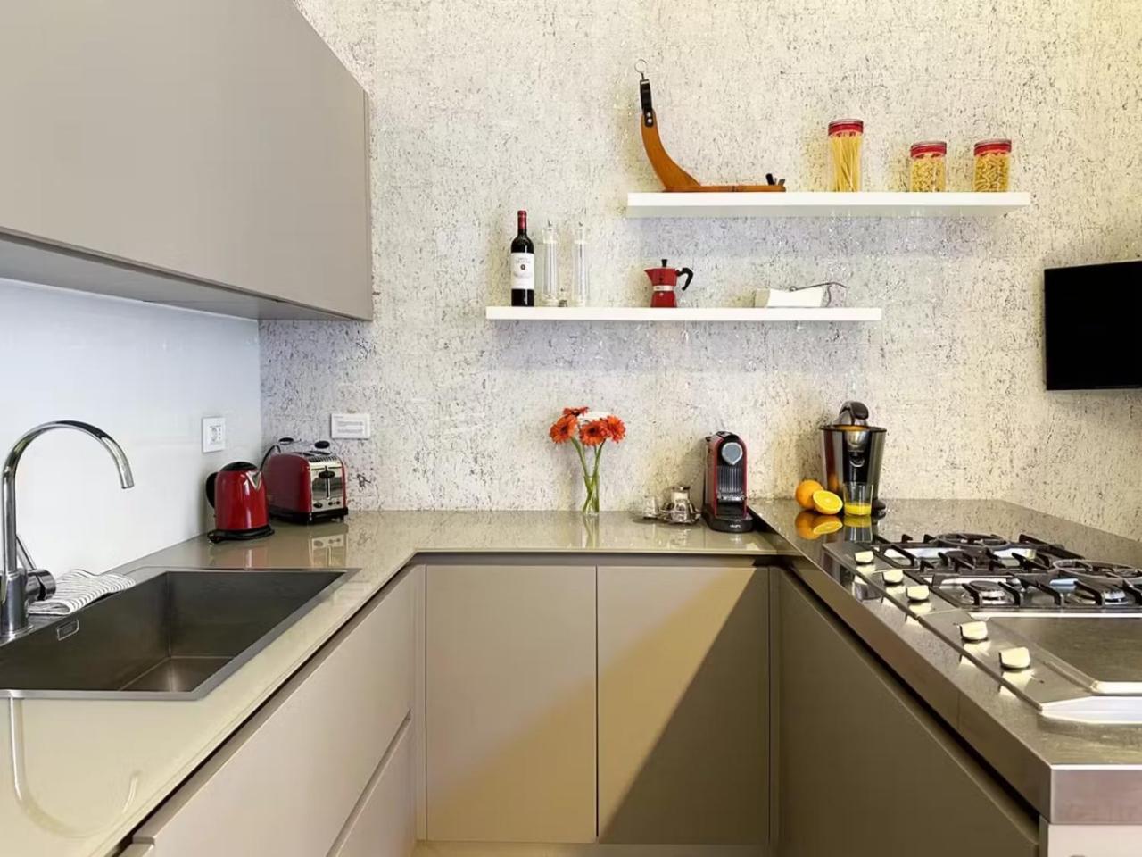 Please Read My Host Profile At Bottom Of Page Before Making A Request # Luxury In #