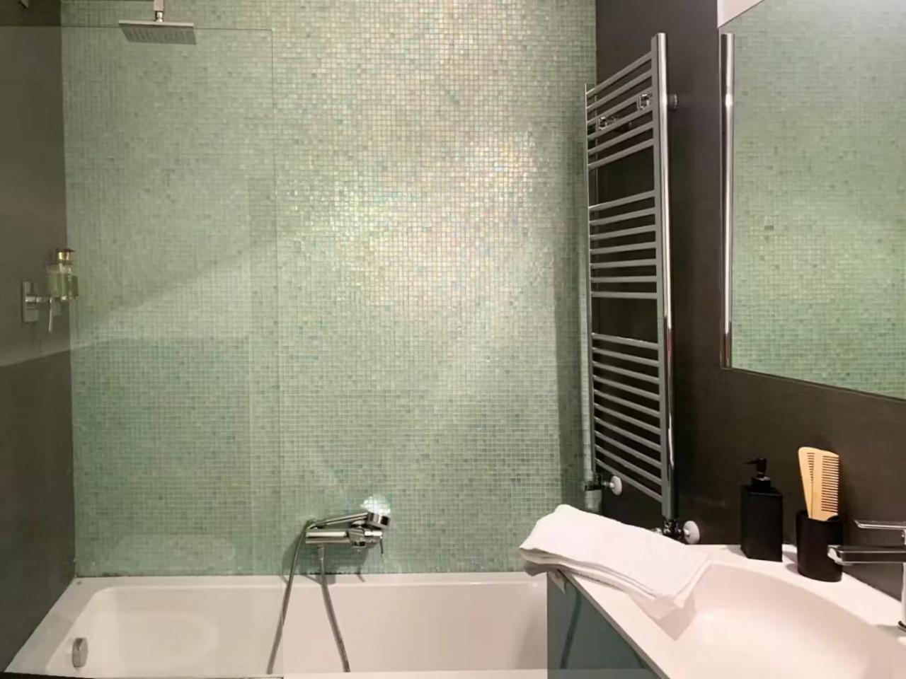 Please Read My Host Profile At Bottom Of Page Before Making A Request # Luxury In # Apartment