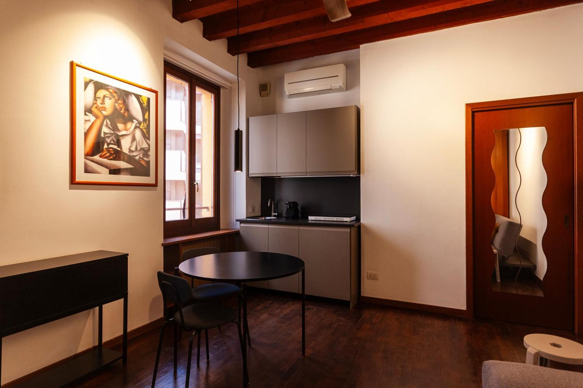 Youhosty - Anfiteatro 12 Milan
