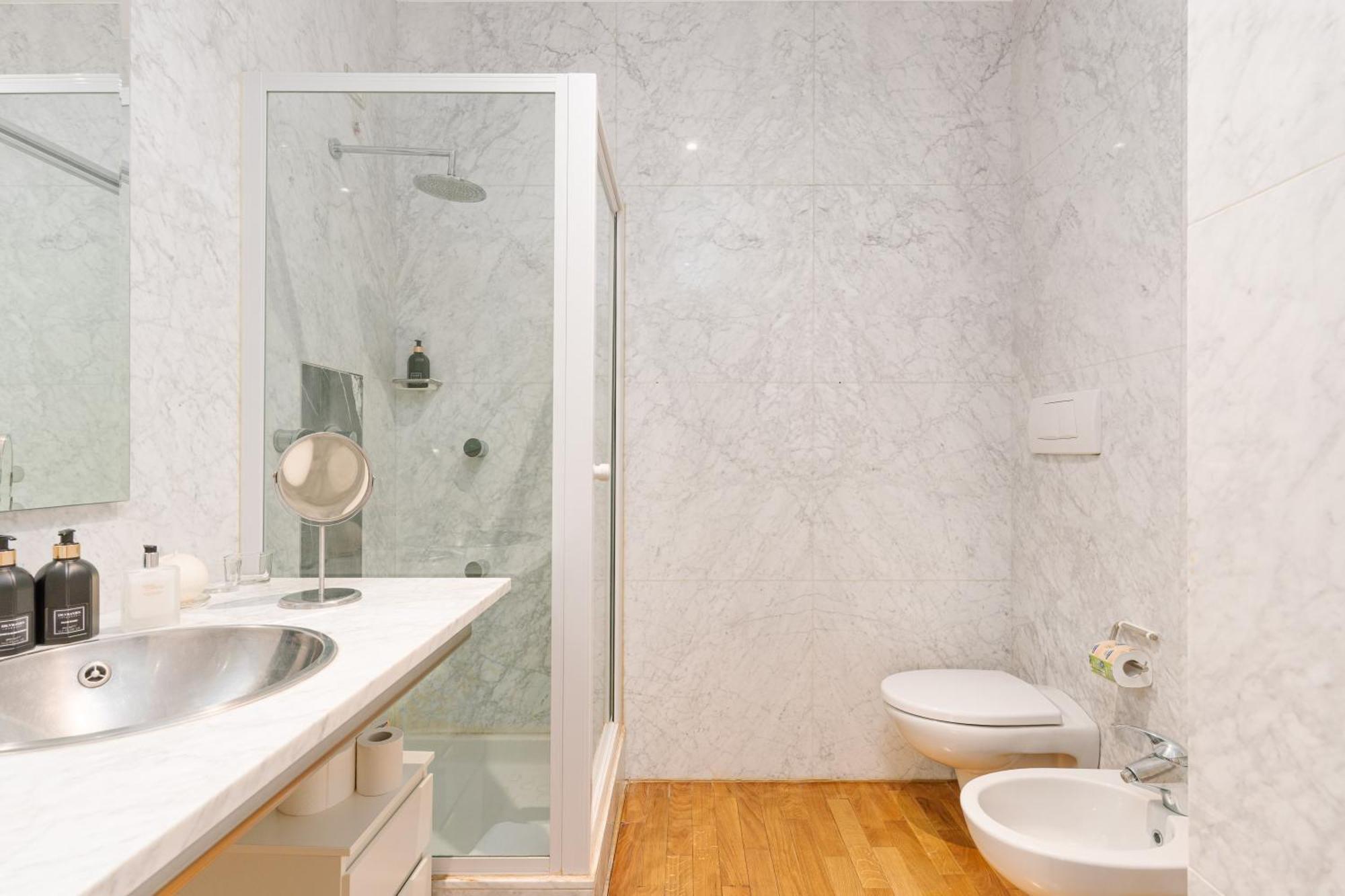 Apartment Youhosty - Brera 17 Milan