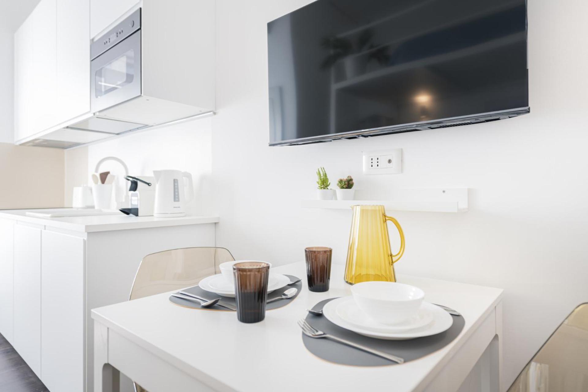 Easylife - Monolocale Soppalcato In Porta Romana *