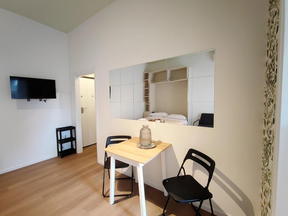 Apartment Station- Modern *