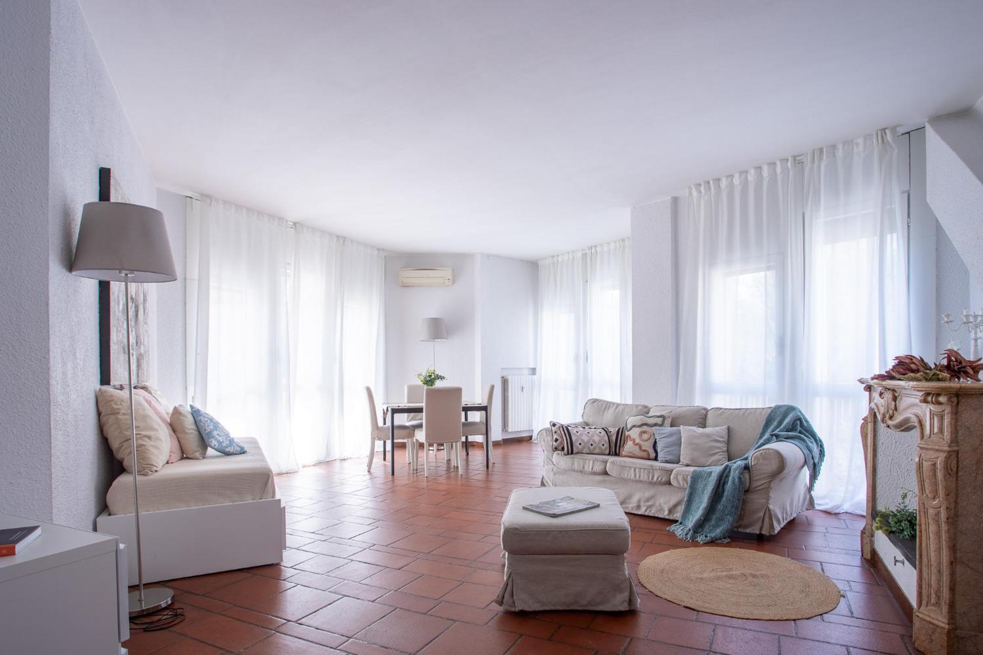Ampio Ed Elegante - 2 E 2 Bagni Apartment Milan