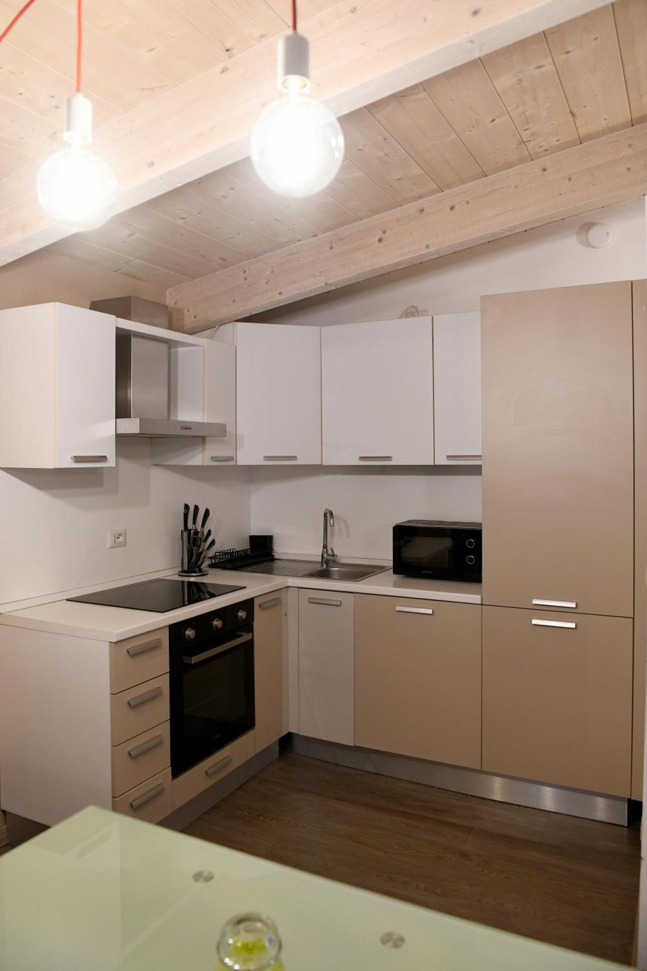 Apartment Dingo's House - 5 Minutes From M3