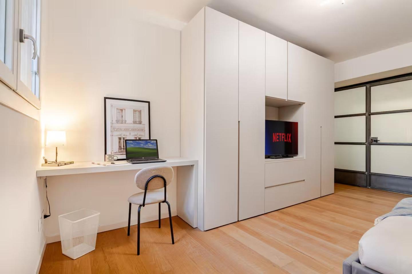 Apartment Citylife Near Milan's Thermal Baths And Metro
