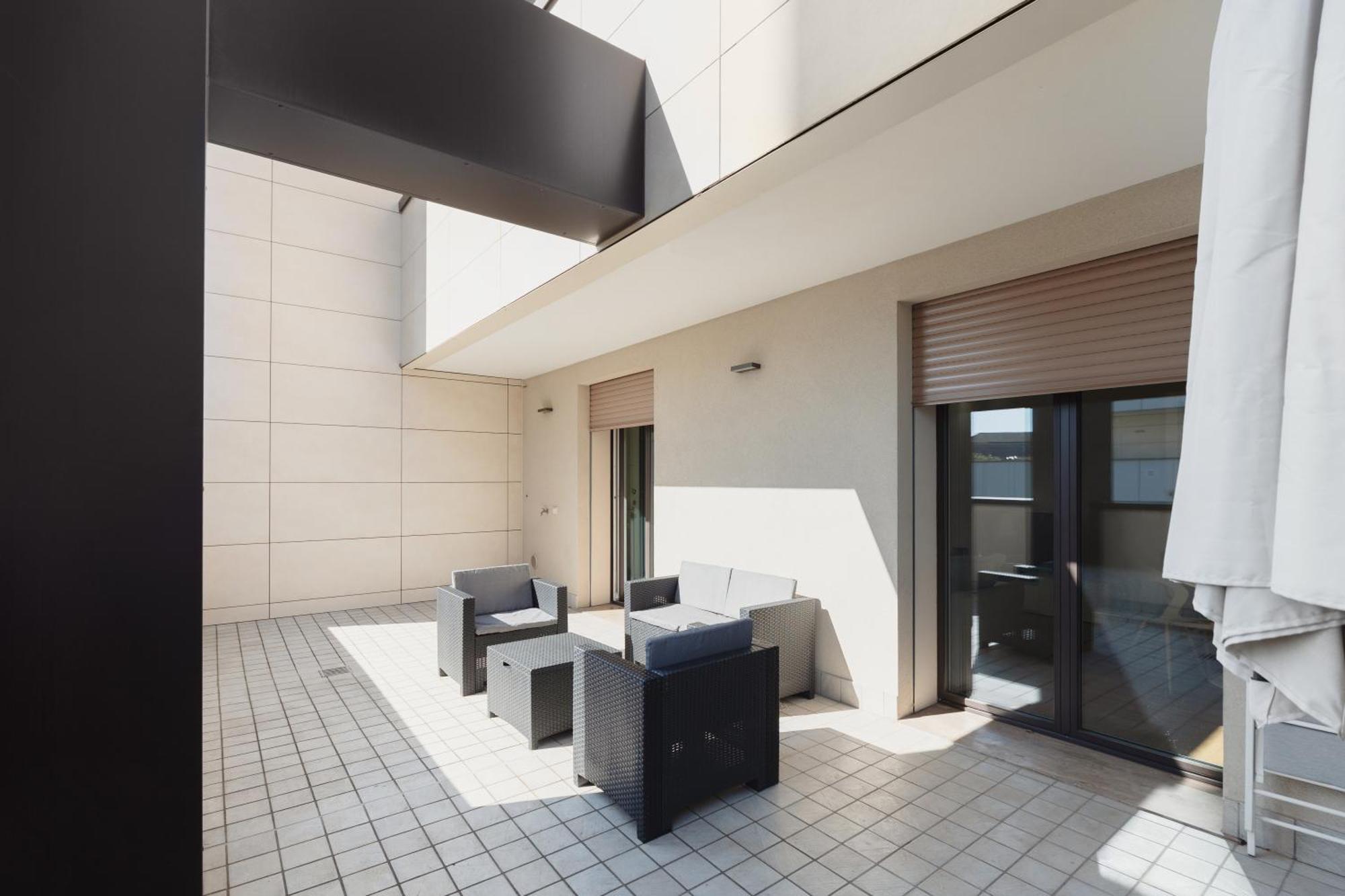 Gohost - Modern With Private Terrace Near Duomo Apartment *