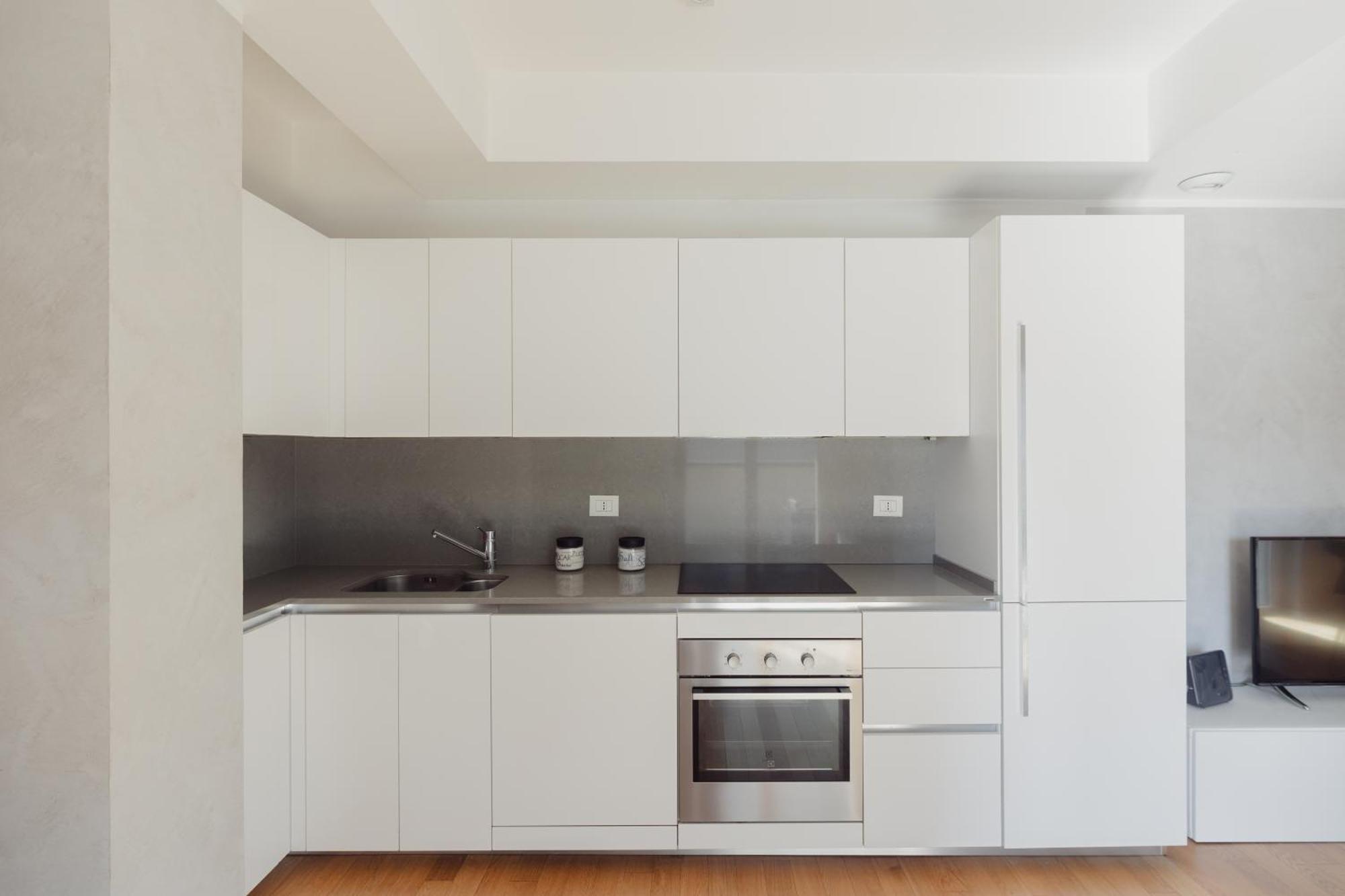 Gohost - Modern With Private Terrace Near Duomo