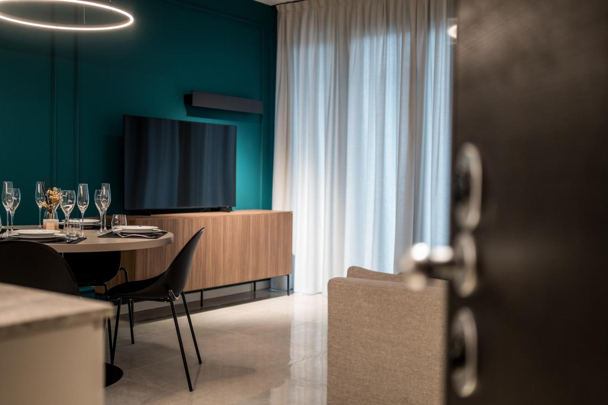 Compagnoni Luxe - Terrace & *
