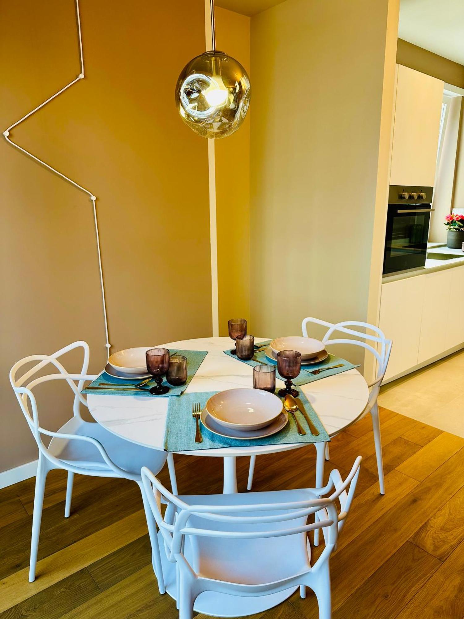 Milan, Entire Apartment *