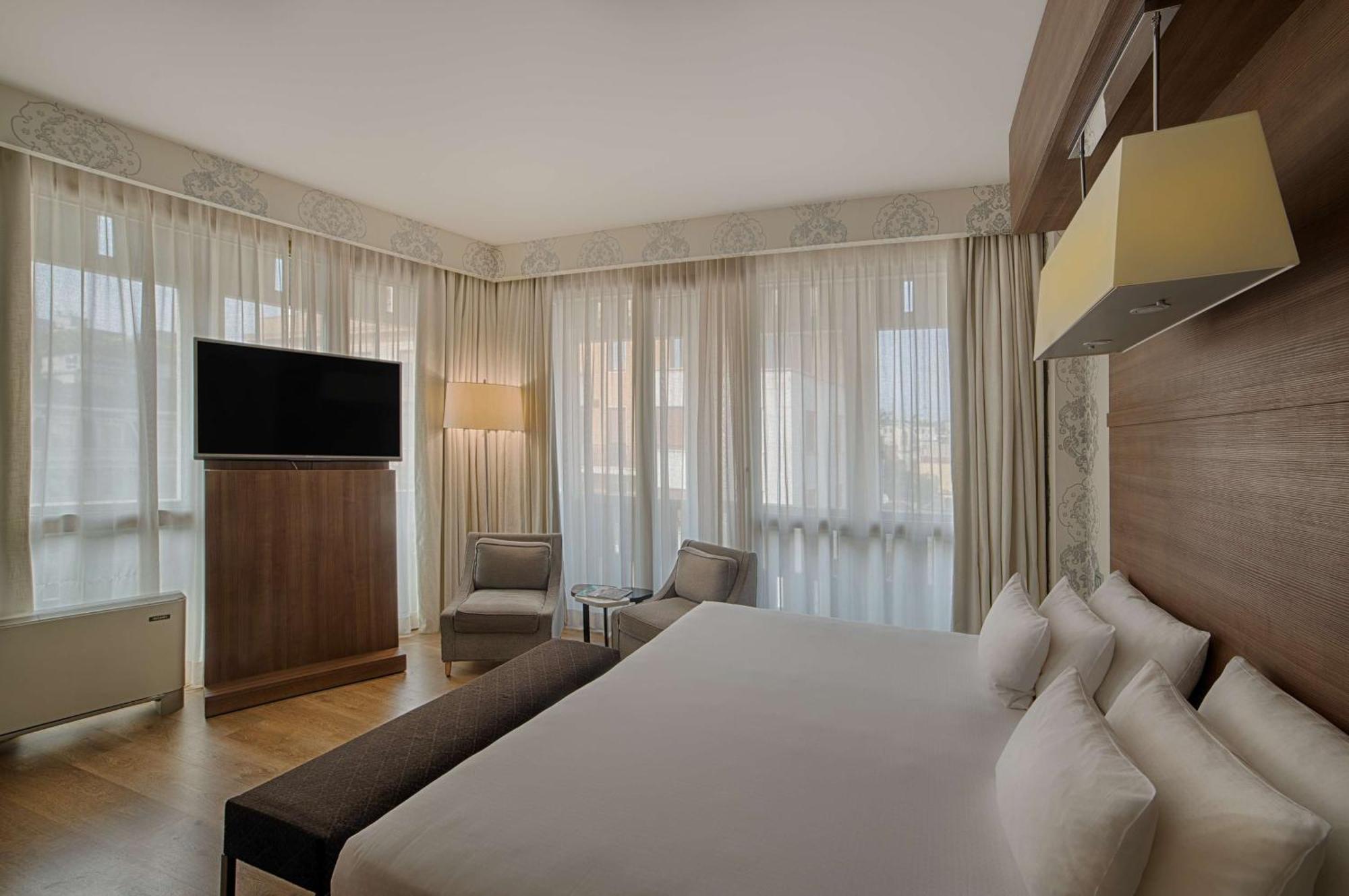 Nh Collection President Hotel 5*