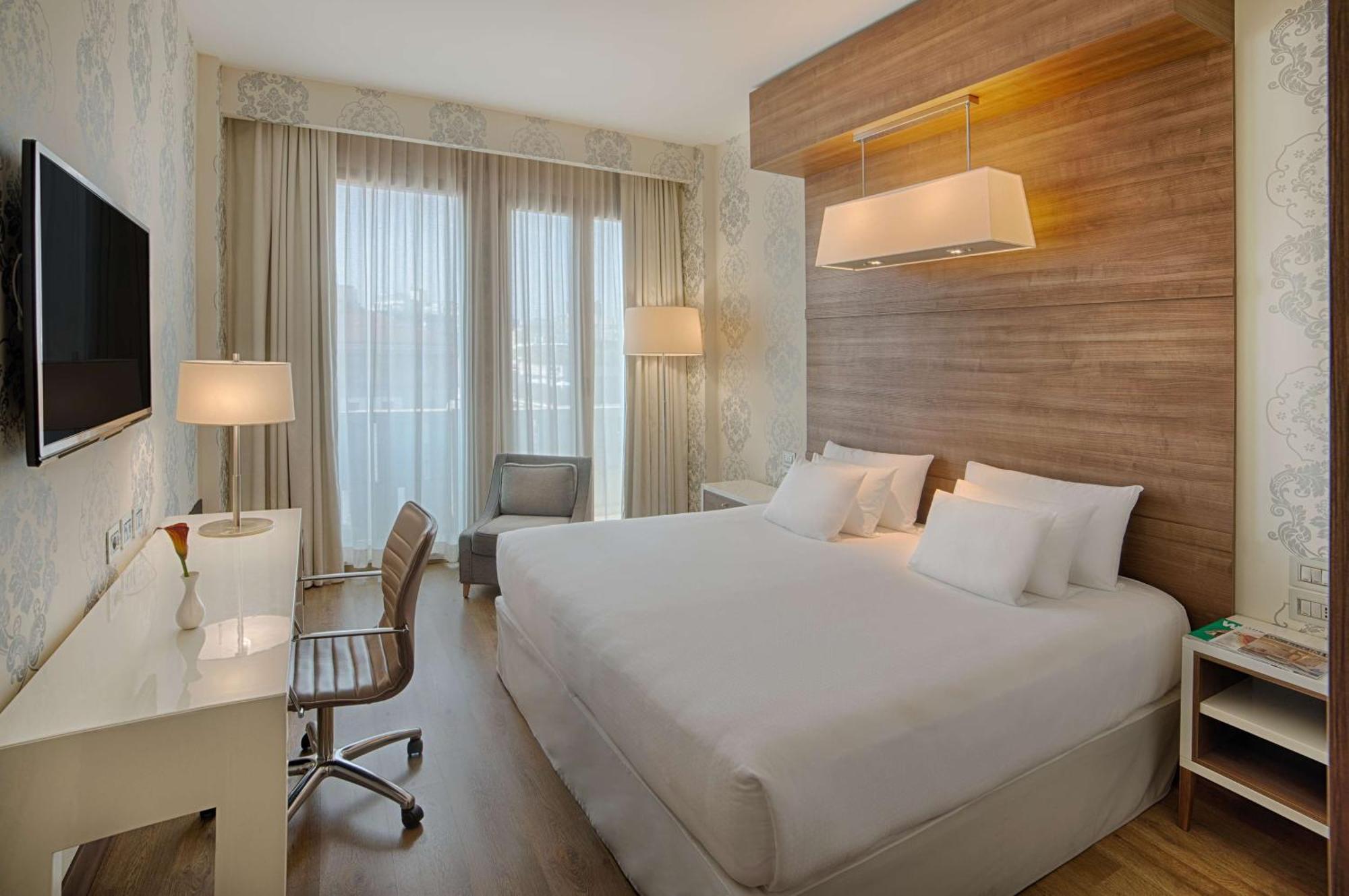 Nh Collection President Hotel