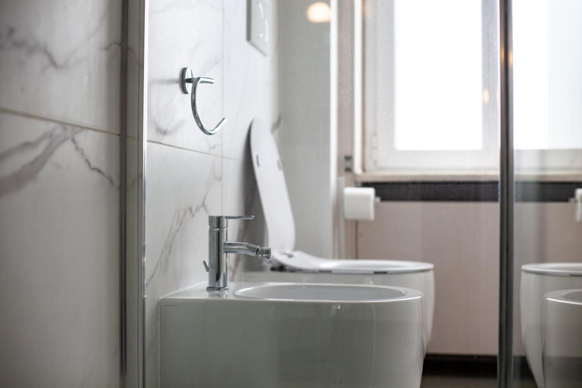 Design & Luxury With Garden In San Senatore * Milan