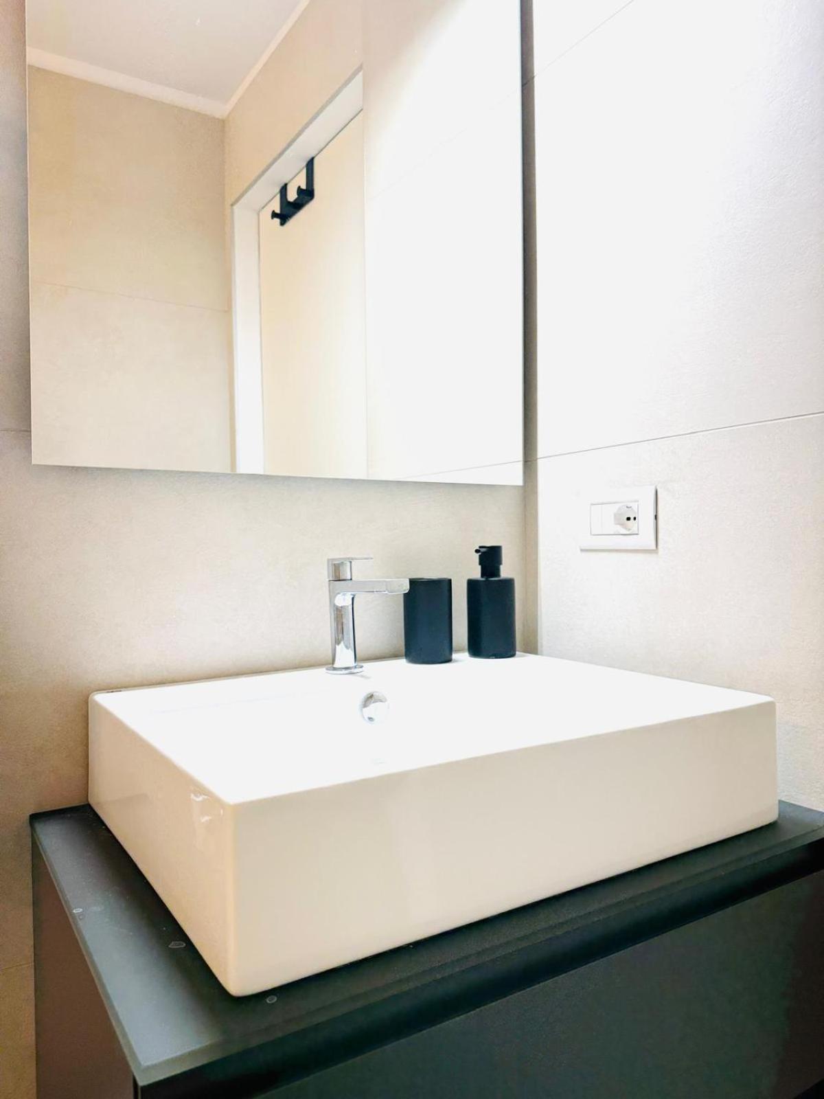 Comecasa Porta Romana Terraced& Palestra Apartment Milan
