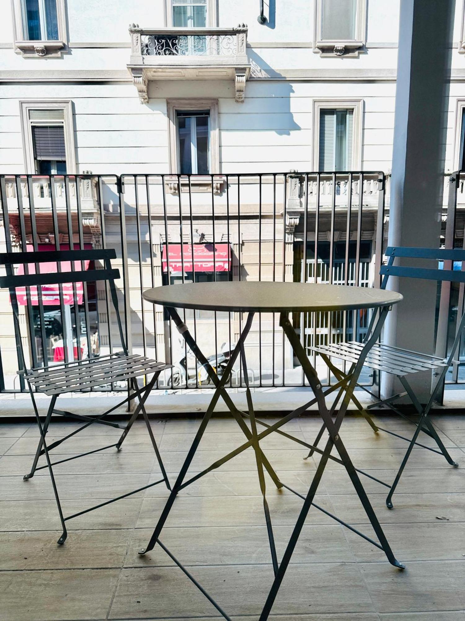 Comecasa Porta Romana Terraced& Palestra Apartment