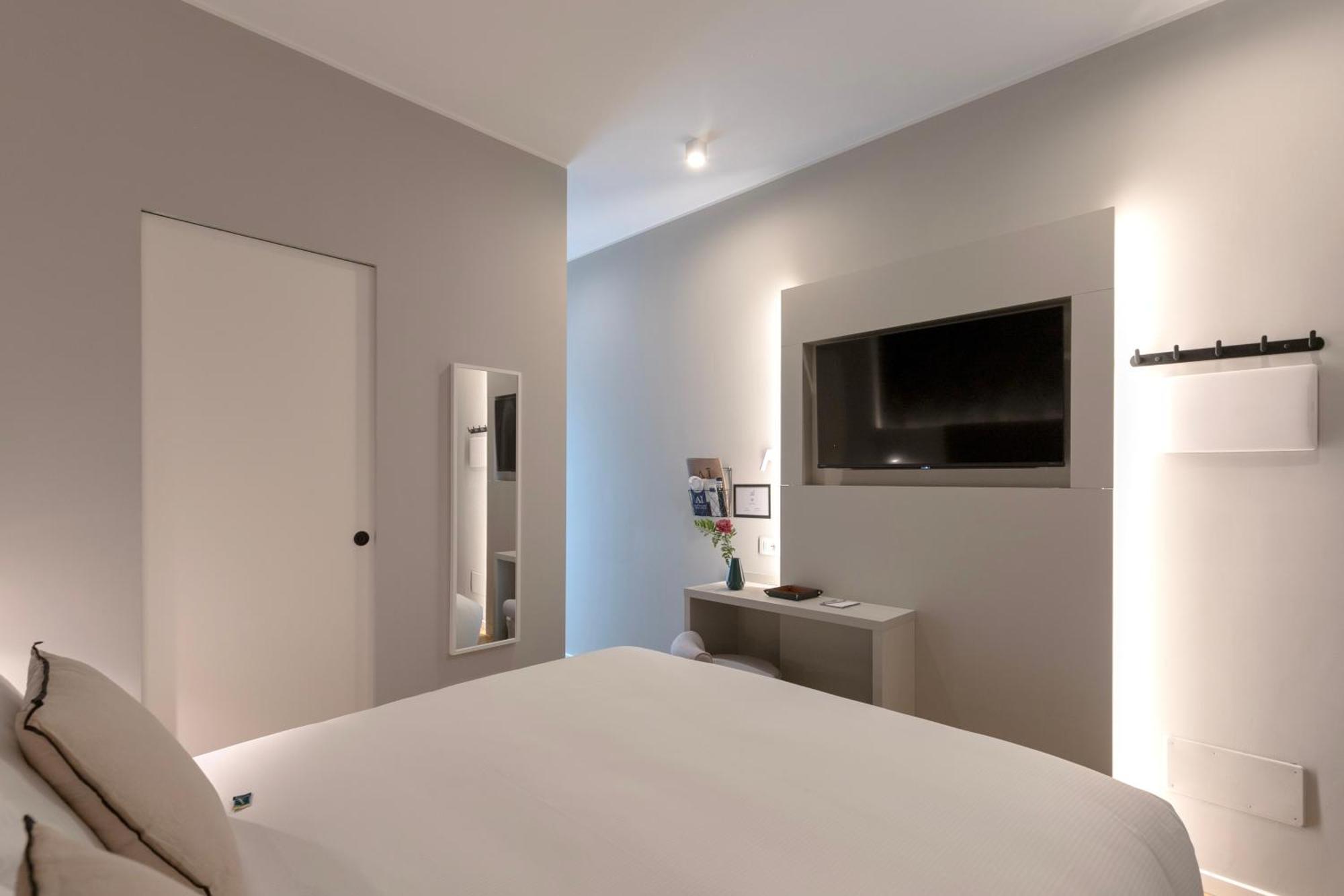 Ah - Duomo Signature Guest house Milan