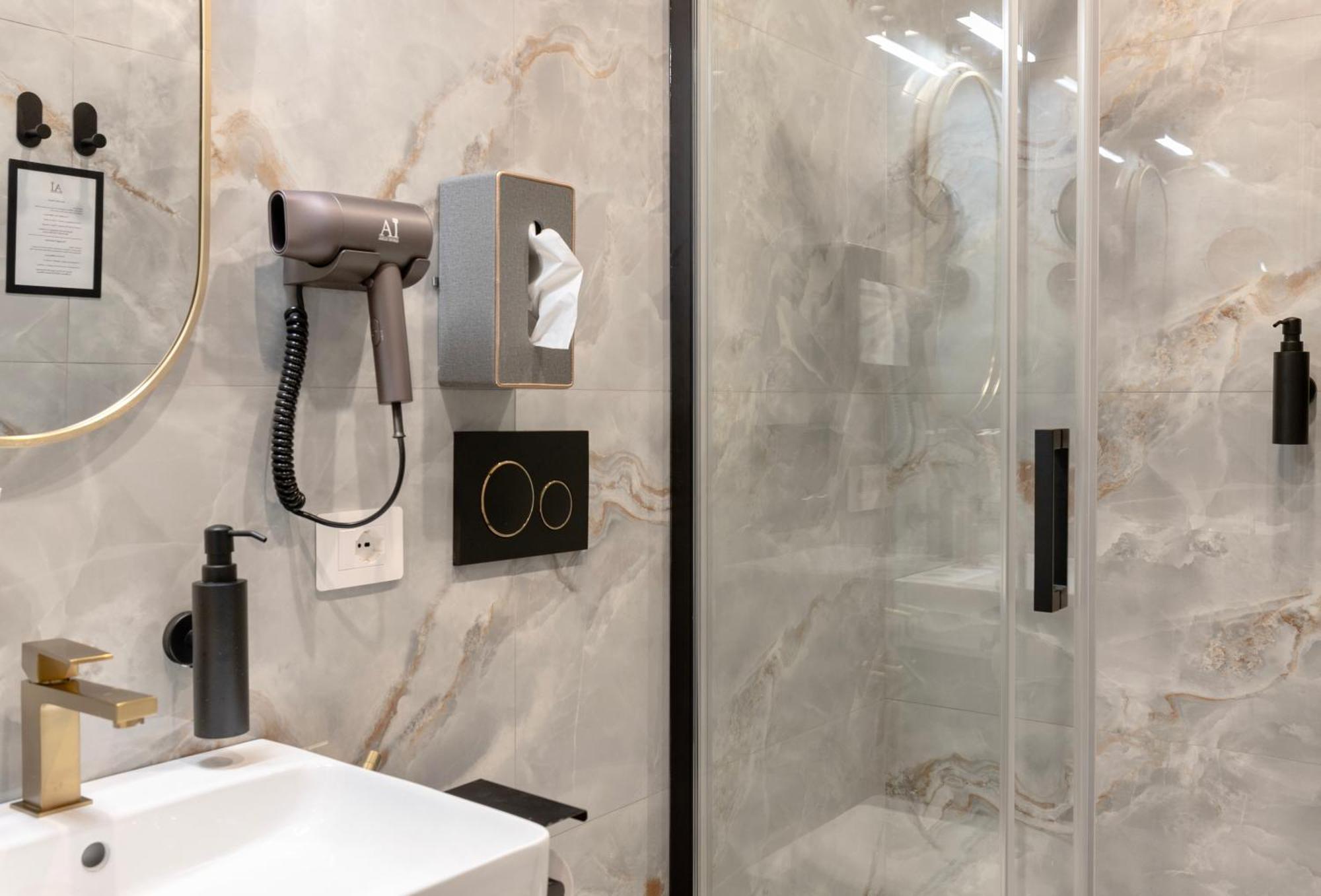 Ah - Duomo Signature Guest house Milan