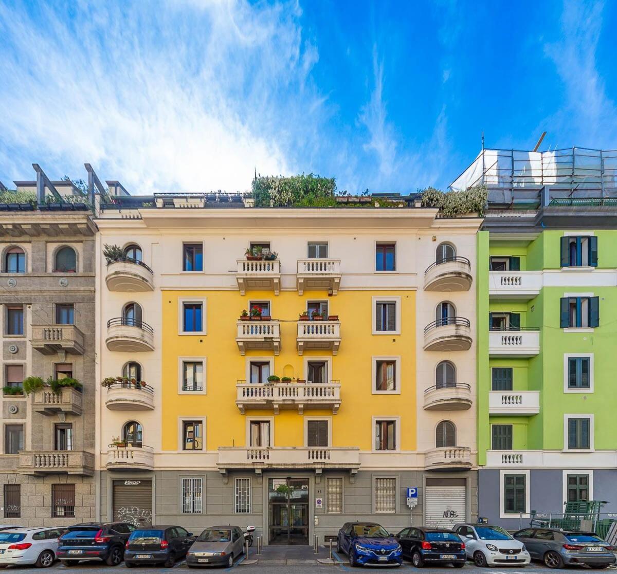 Station 10 Min Private Terrace Skyview 6 Pax Apartment