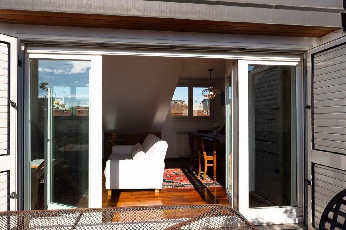 Apartment Station 10 Min Private Terrace Skyview 6 Pax *