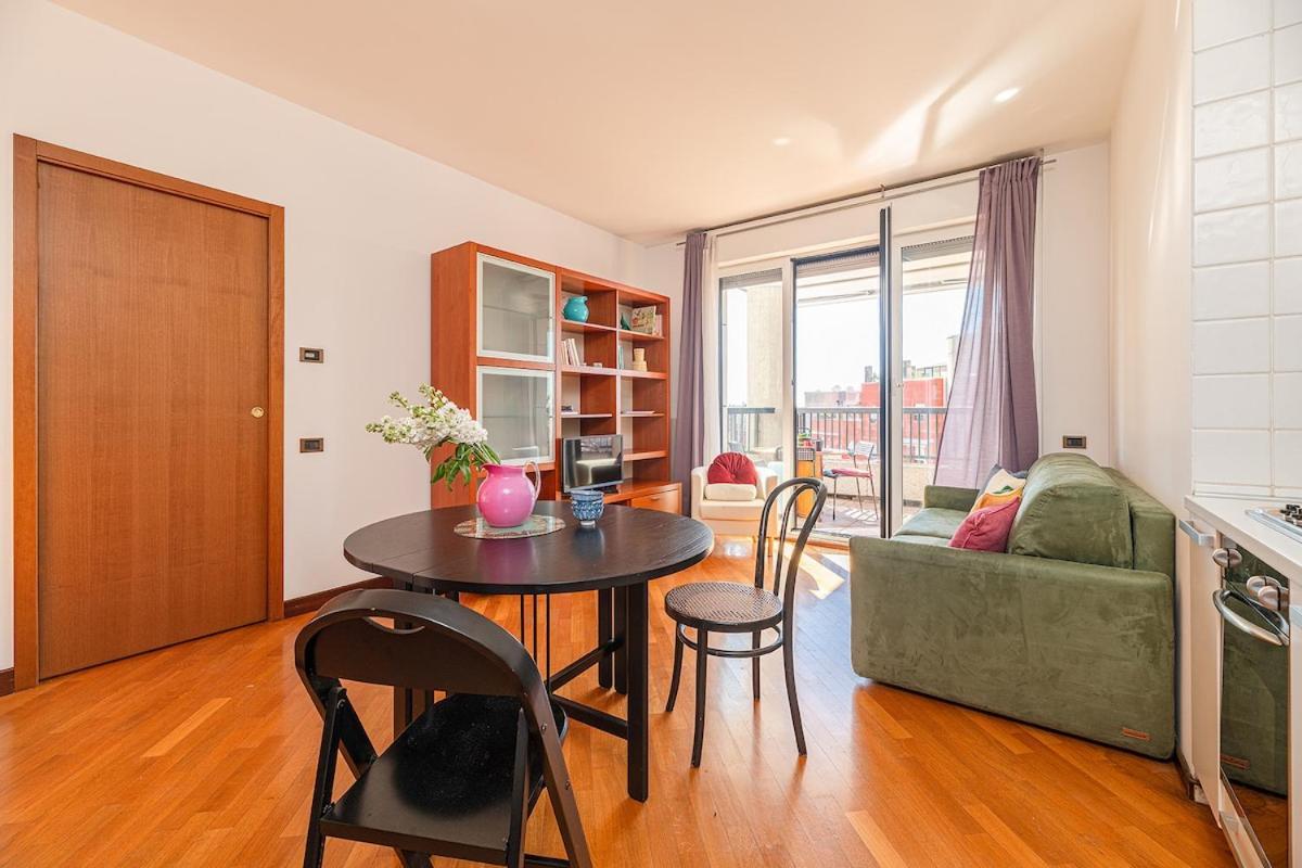 Apartment The Rainbow House With Terrace! *