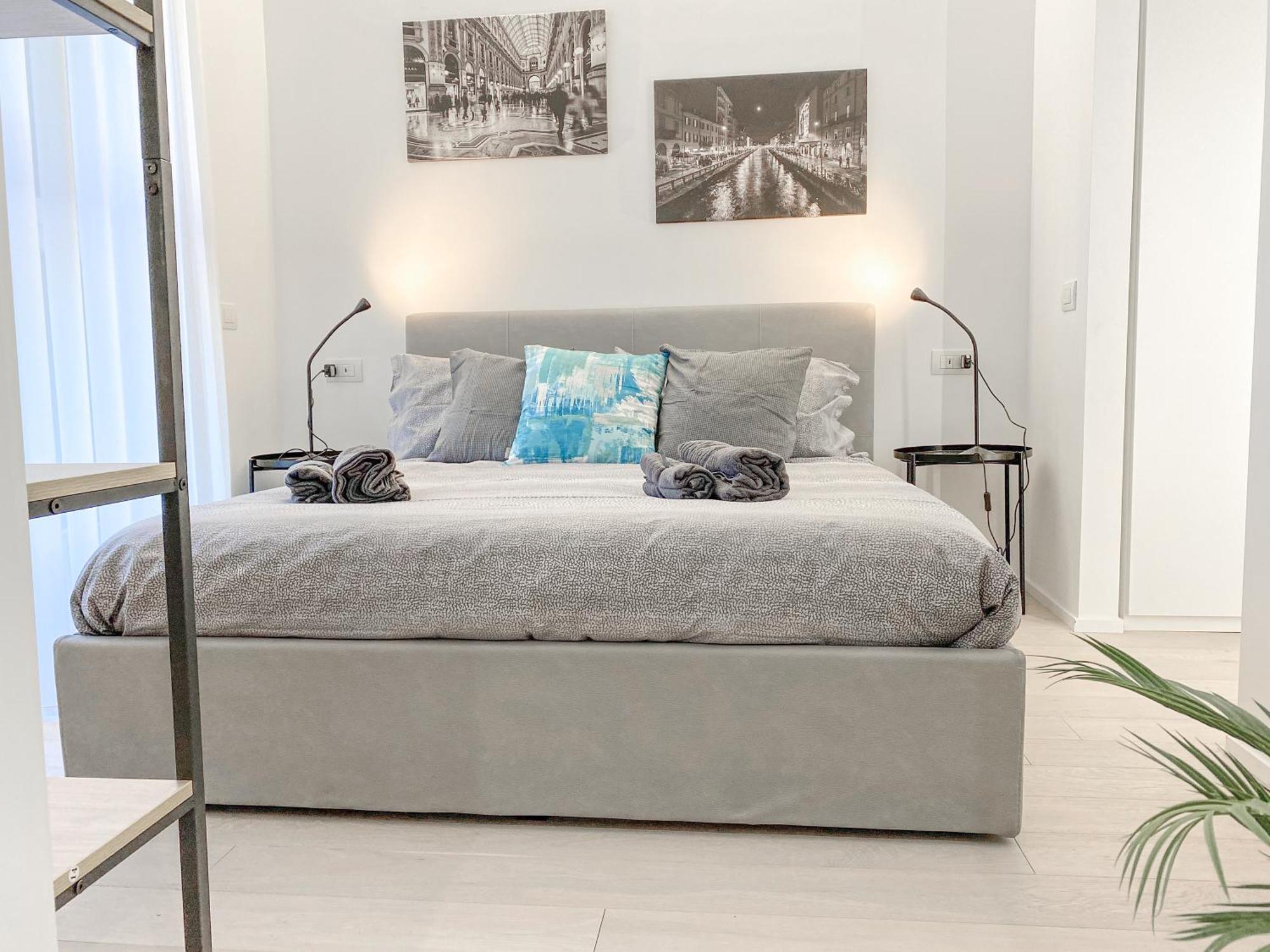 Cardano - 5 Min From Station Apartment