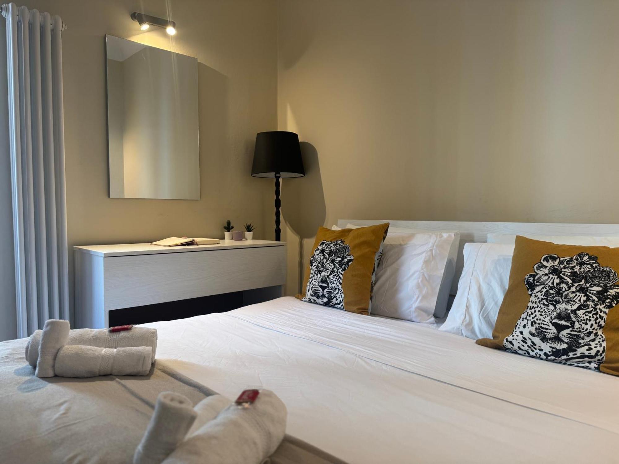 La Regina Delle Locazioni Ai Navigli Apartment