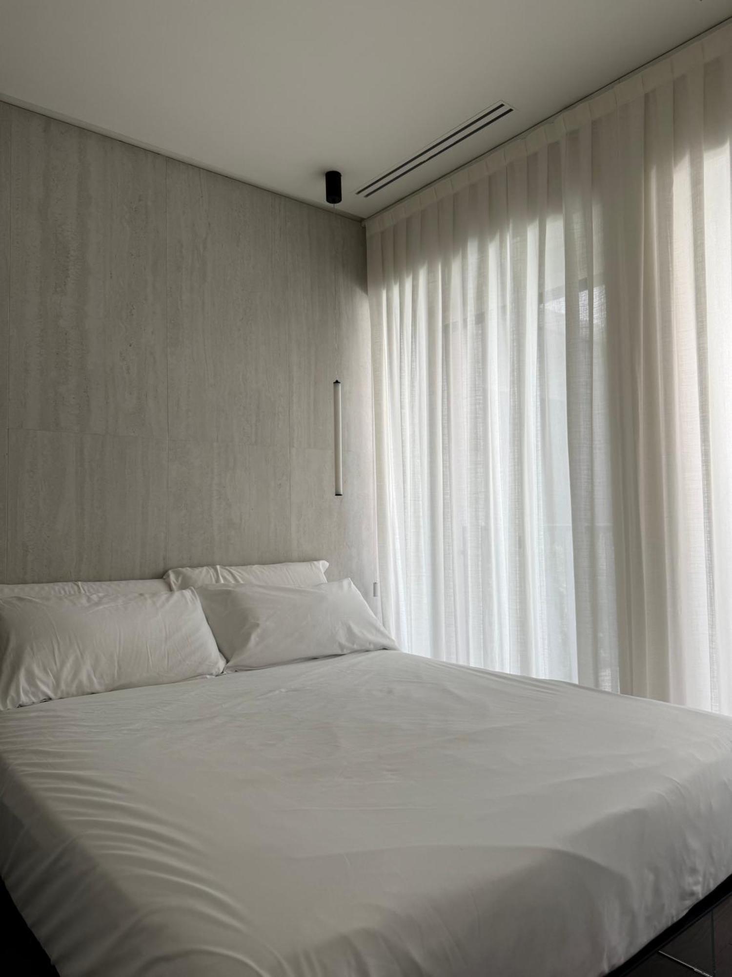 Ando's Boutique Apartment *
