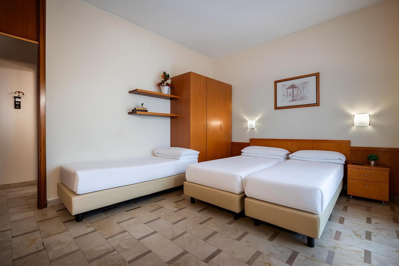 Aparthotel Ih Argonne Park 3*