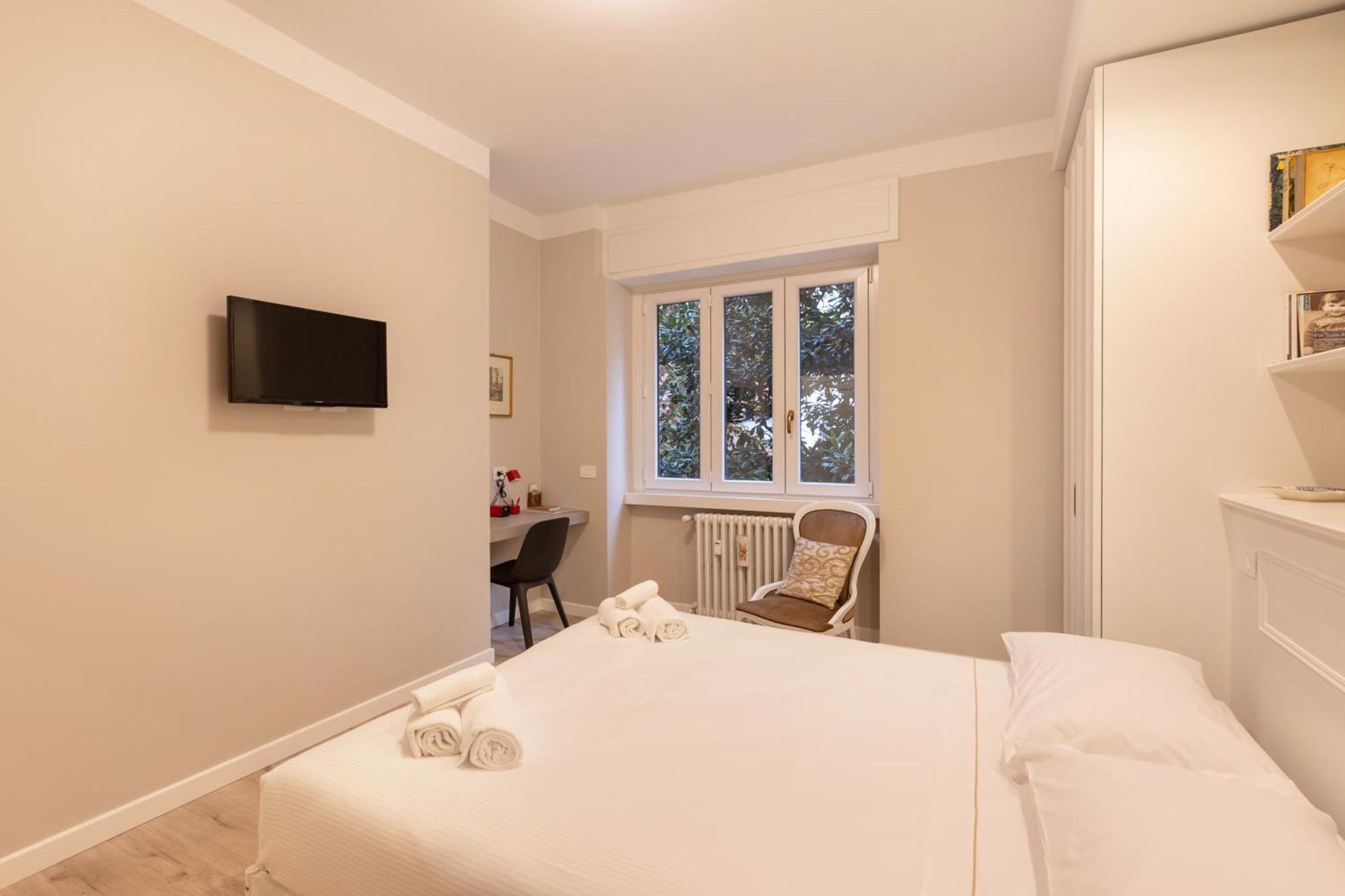 Wonderful 2 Bedrooms Fiera Area - Mirable Pm Milan