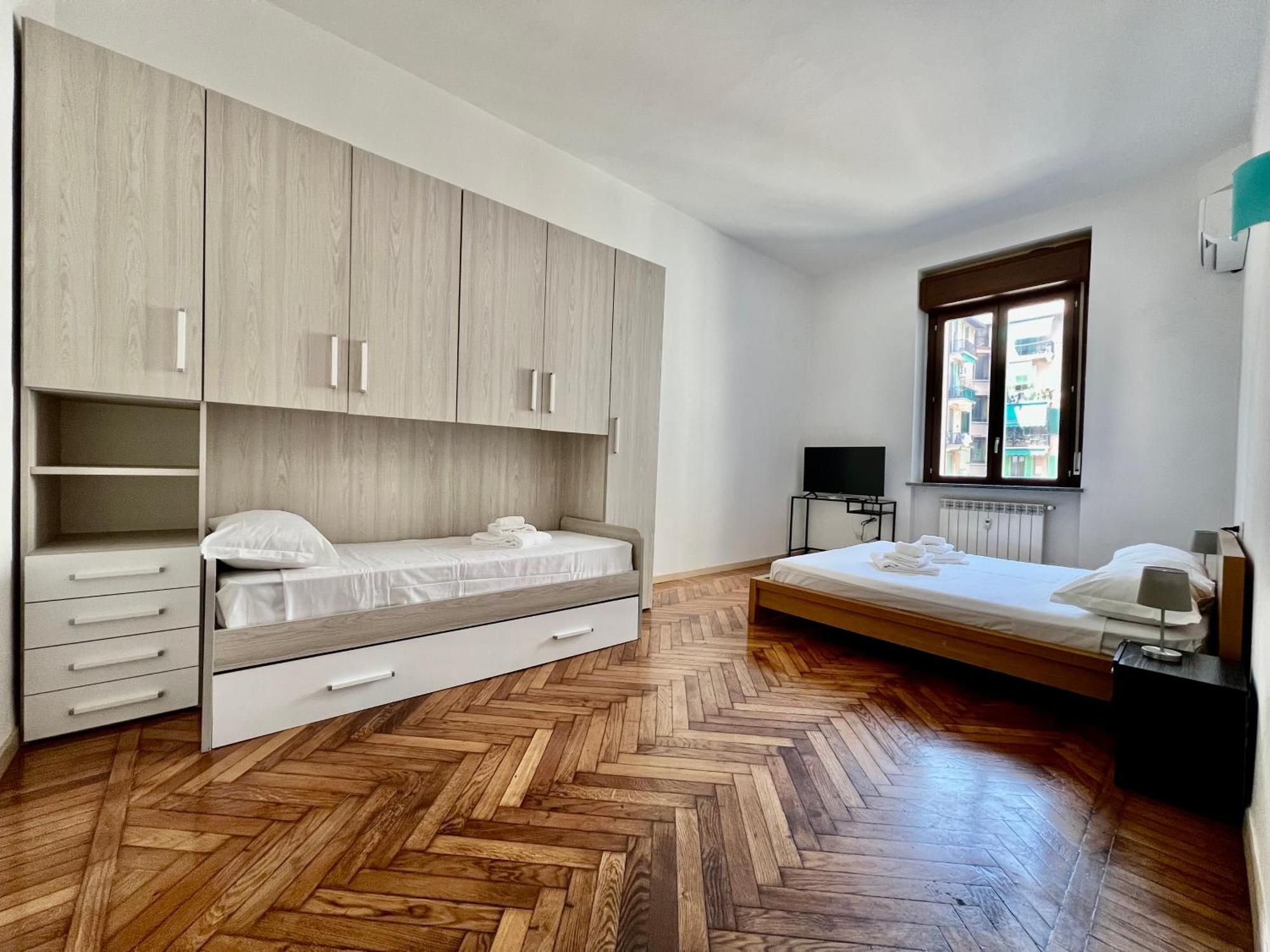 Big Family Goldoni - Duomo M4 Lin Airport Apartamento *