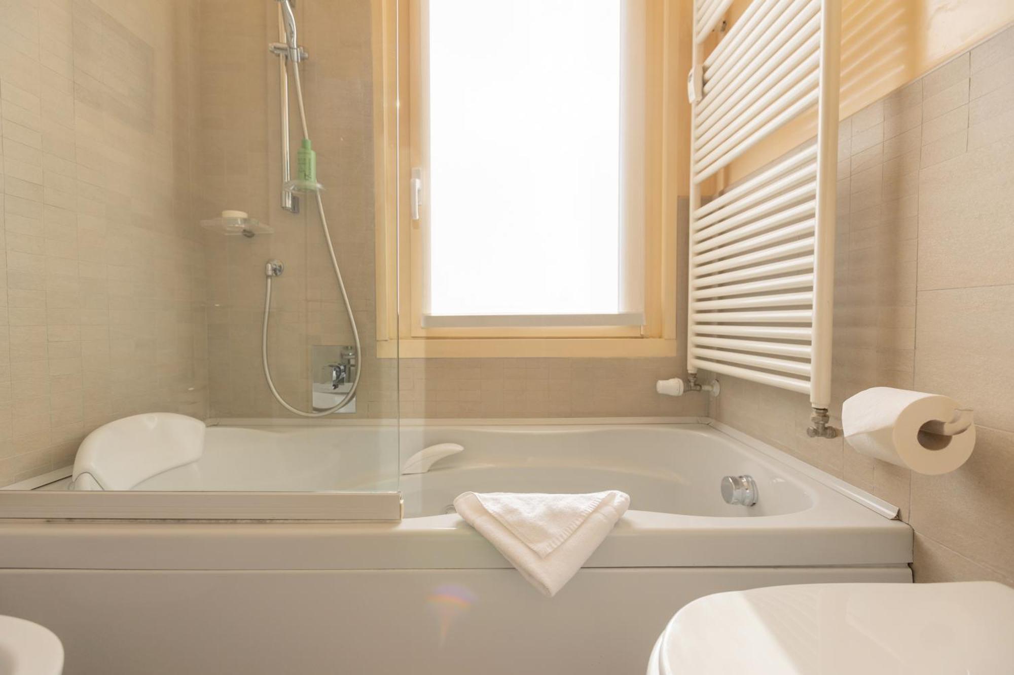 Wonderful 2bedroom Flat Solari 7th F - Mirable Pm Apartment Milan